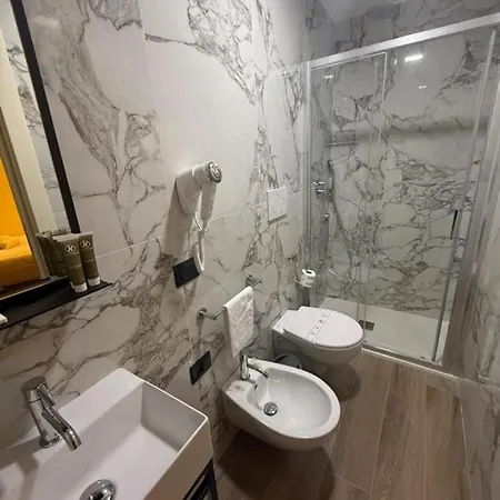 Jr Hermes 3* Florence