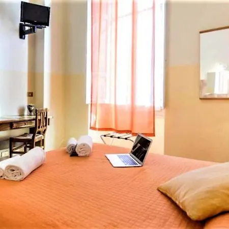 Jr Hermes Hotel