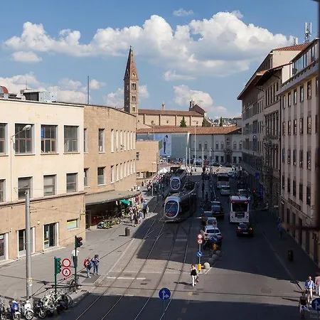 Jr Hermes פירנצה