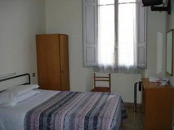 Jr Hermes פירנצה